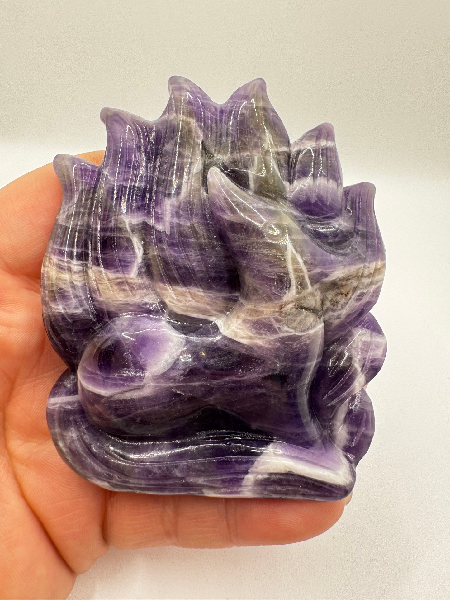 8cm Chevron Amethyst Nine Tail Fuchs