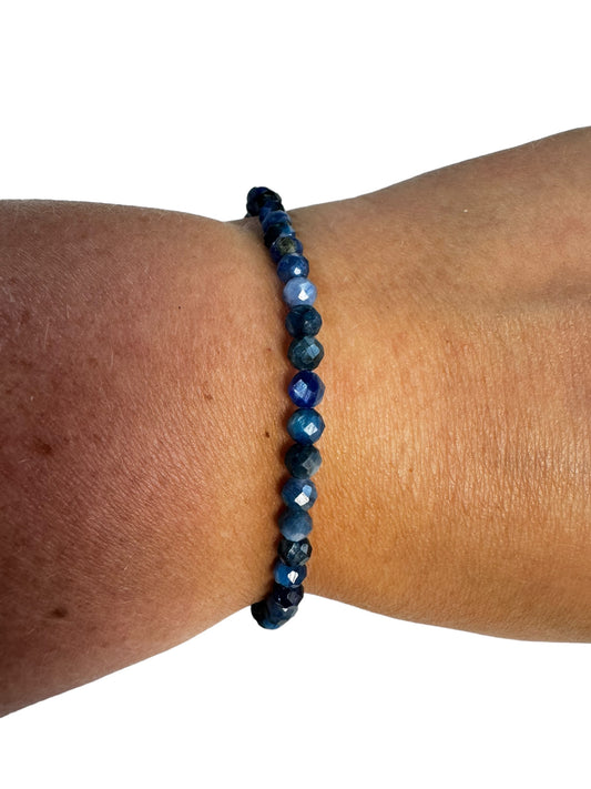 4mm facettiertes Kyanit Armband