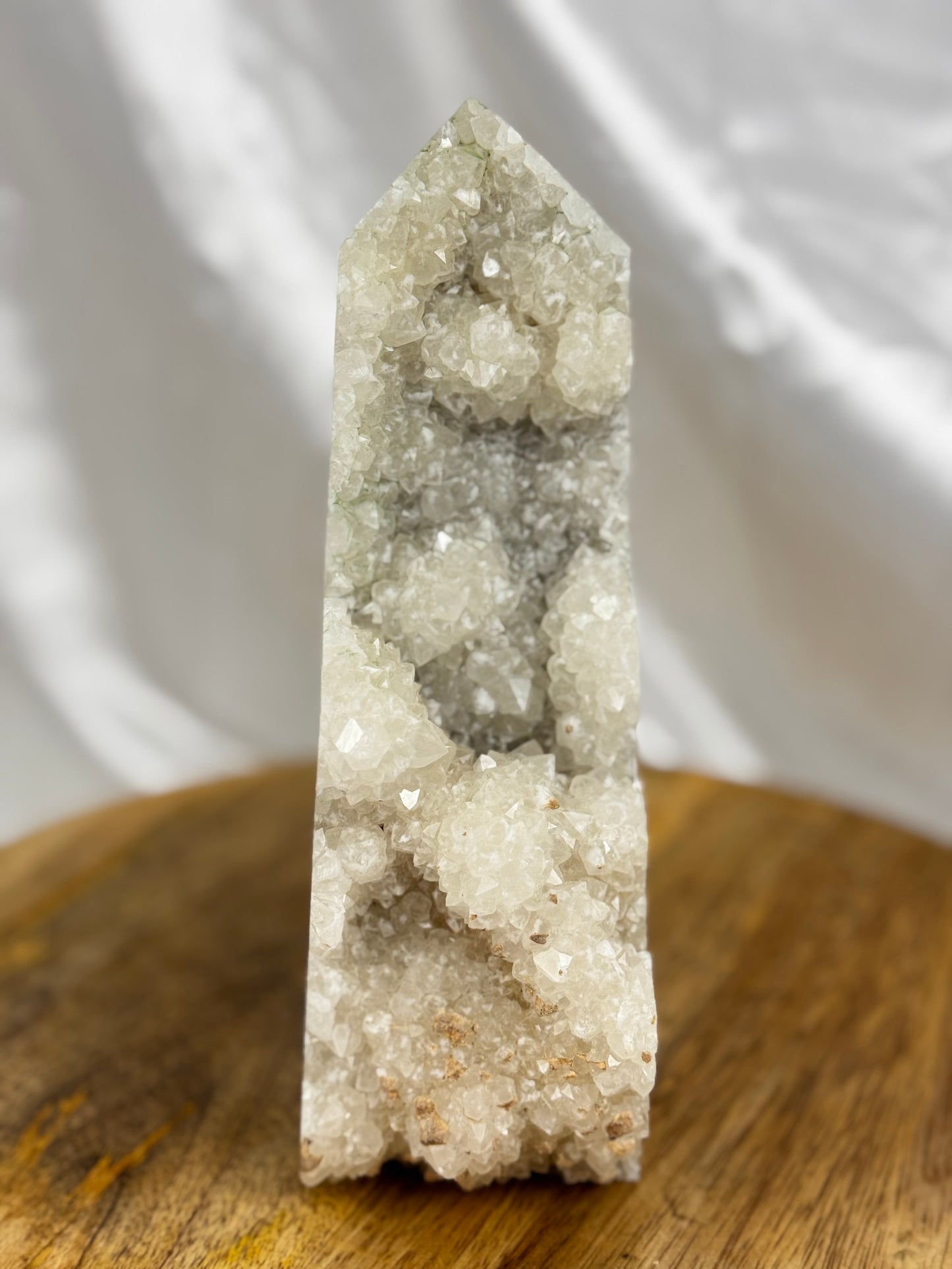 Druzy Quartz Turm 19cm D73