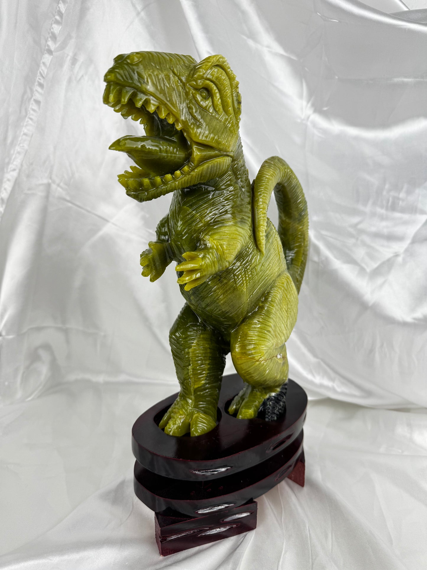 XXL Grüner Xiu Jade T Rex